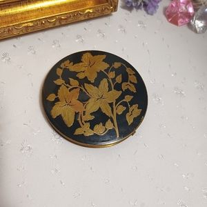Vintage Rex Fifth Ave. powder compact